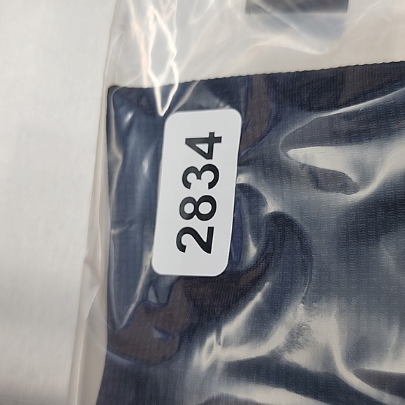 PrAna Lilliana Tank Top Cut Out Open Back Fitted Workout Lightly Padded Bra Md - Picture 13 of 13